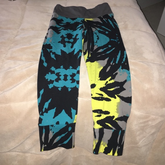 Puma cropped work out leggings sz xs - Picture 2 of 5